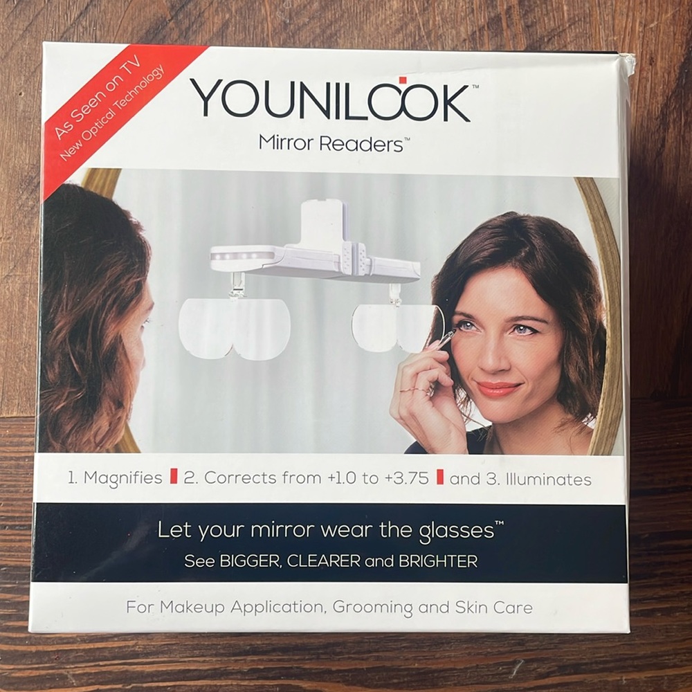 Younilook mirror readers.